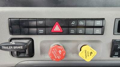 Freightliner Cascadia 126 Interior Part