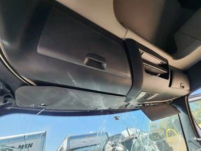 Freightliner Cascadia 126 Interior Part