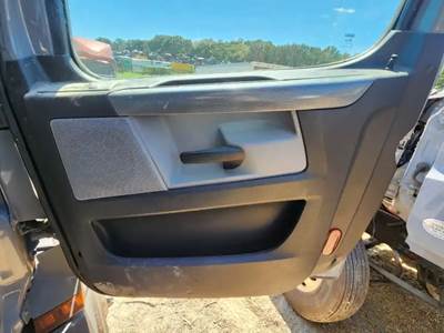 Freightliner Cascadia 126 Interior Part