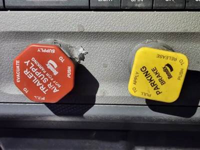 Freightliner Cascadia 126 Interior Part