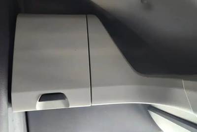 Freightliner Cascadia 126 Interior Part