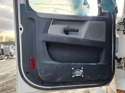 Freightliner Cascadia 126 Interior Part