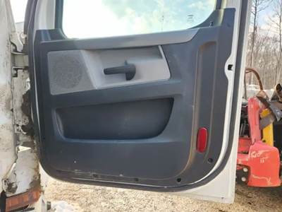 Freightliner Cascadia 126 Interior Part