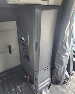 Freightliner Cascadia 126 Interior Part