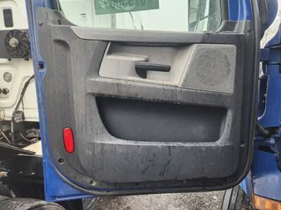 Freightliner Cascadia 126 Interior Part