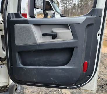 Freightliner Cascadia 126 Interior Part