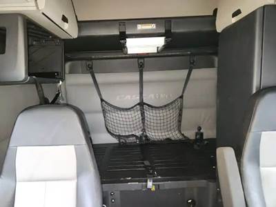 Freightliner Cascadia 126 Interior Part