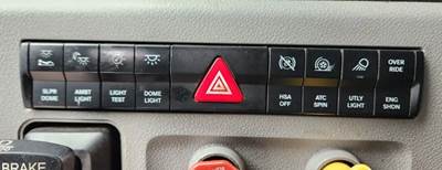 Used 2021 Freightliner Cascadia 126 Miscellaneous Dash Switches