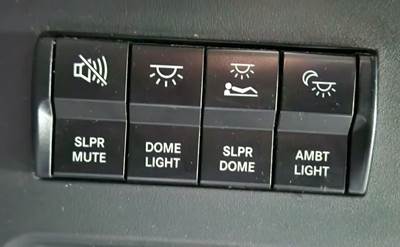 Used 2021 Freightliner Cascadia 126 Miscellaneous Dash Switches