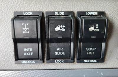 Used 2021 Freightliner Cascadia 126 Miscellaneous Dash Switches