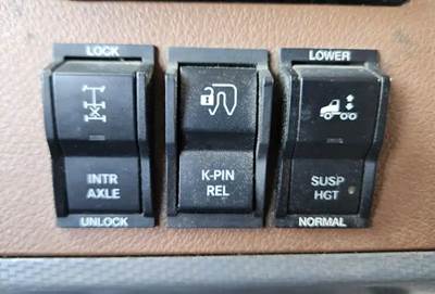 Used 2019 Freightliner Cascadia 126 Miscellaneous Dash Switches