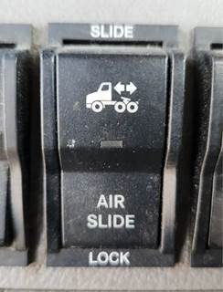 Used 2022 Freightliner Cascadia 126 Dash Switches, Air Slide, Plastic