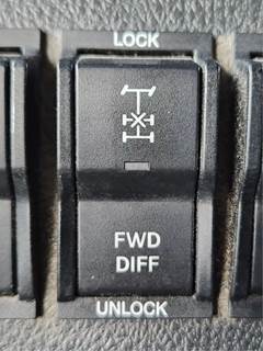 Used 2023 Freightliner Cascadia 126 Miscellaneous Dash Switches, Fwd Diff
