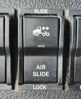 Used 2023 Freightliner Cascadia 126 Miscellaneous Dash Switches, Air Slide