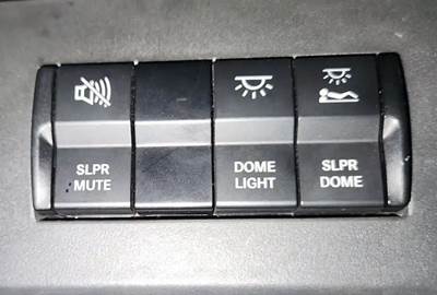 Used 2023 Freightliner Cascadia 126 Miscellaneous Dash Switches