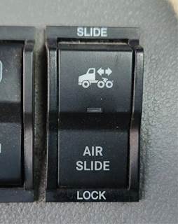 Used 2020 Freightliner Cascadia 126 Miscellaneous Dash Switches Air Slide Control