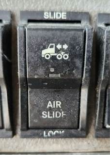 Used 2019 Freightliner Cascadia 126 Miscellaneous Dash Switches, Air Slide Control
