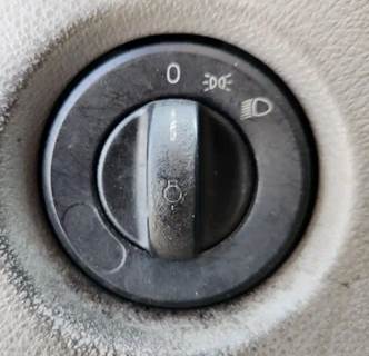 Used 2019 Freightliner Cascadia 126 Miscellaneous Dash Switches