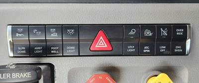 Used 2020 Freightliner Cascadia 126 Miscellaneous Dash Switches