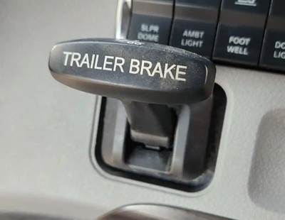 Used 2020 Freightliner Cascadia 126 Miscellaneous Dash Switches, Trailer Brake Control