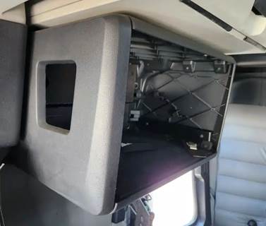 Used 2020 Freightliner Cascadia 126 Right Sleeper Cabinet, Black Plastic 24"X13.5"X15"
