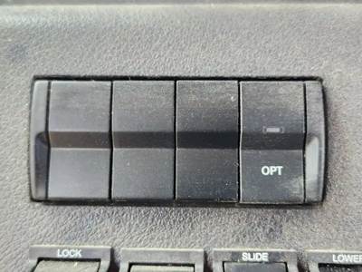 Used 2026 Freightliner Cascadia 126 Miscellaneous Dash Switches