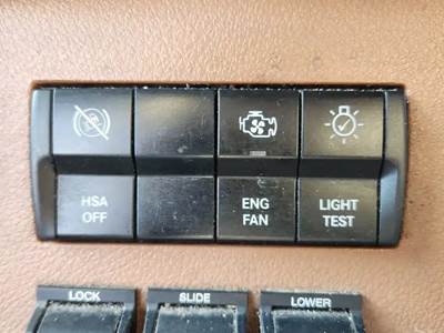 Used 2022 Freightliner Cascadia 126 Miscellaneous Dash Switches