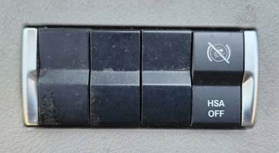 Used 2019 Freightliner Cascadia 126 Miscellaneous Dash Switches (HSA Off, Plastic)