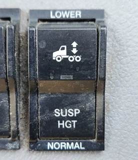 Used 2019 Freightliner Cascadia 126 Miscellaneous Dash Switches, Susp Hgt Control
