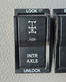 Used 2019 Freightliner Cascadia 126 Dash Switches, Inter Axle Diff Lock