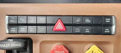 Used 2023 Freightliner Cascadia 126 Miscellaneous Dash Switches