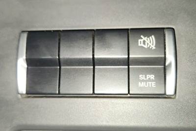 Used 2023 Freightliner Cascadia 126 Sleeper Mute Dash Switches