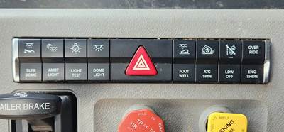 Used 2019 Freightliner Cascadia 126 Miscellaneous Dash Switches