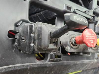 Used 2024 Freightliner Cascadia 126 Miscellaneous Dash Switches, Trailer Hand Brake
