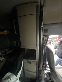 Freightliner Cascadia 132 Interior Part