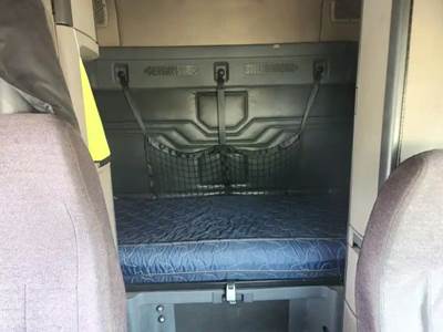 Freightliner Cascadia 132 Interior Part