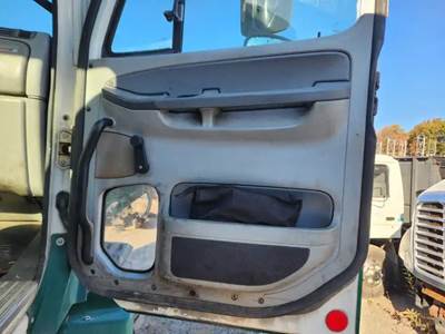 Freightliner Columbia 112 Interior Part
