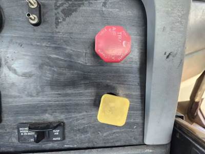 Freightliner Columbia 112 Interior Part