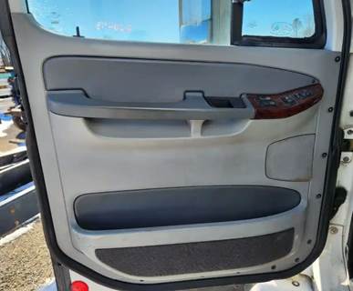 Freightliner Columbia 112 Interior Part