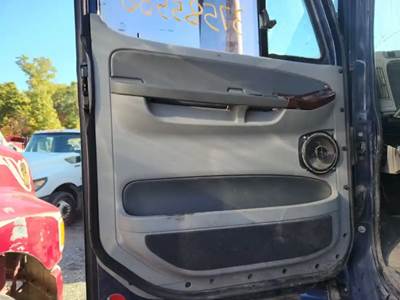 Freightliner Columbia 120 Interior Part