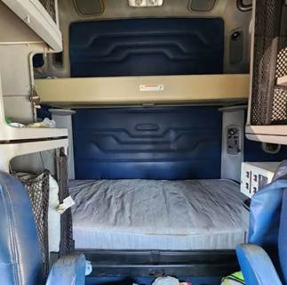 Freightliner Columbia 120 Interior Part