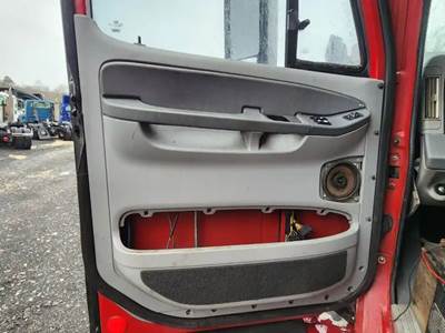Freightliner Columbia 120 Interior Part