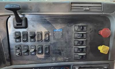 Used 2018 Freightliner Columbia 120 Glider Miscellaneous Dash Switches