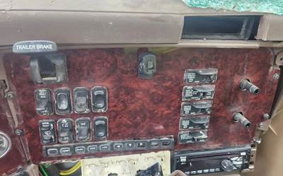 Used 2020 Freightliner Coronado 132 Glider Miscellaneous Dash Switches