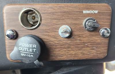 Freightliner FLD120SD Interior Part for a 2008 Freightliner FLD120SD Glider