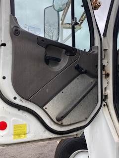 Freightliner M2 106 Interior Part for a 2009 Freightliner M2 106 Heavy Duty