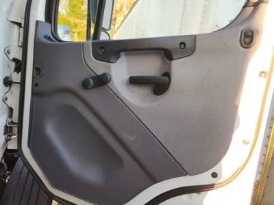 Freightliner M2 106 Interior Part