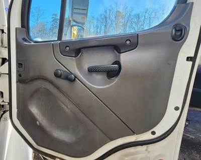 Freightliner M2 106 Interior Part