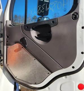 Freightliner M2 106 Interior Part
