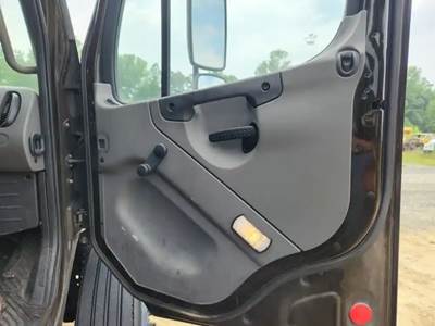 Freightliner M2 106 Interior Part